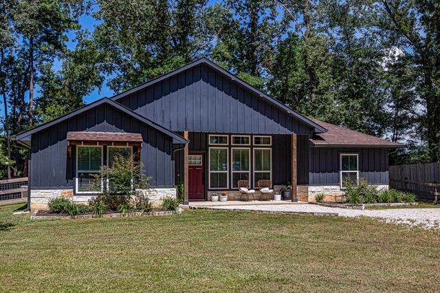 40 Bob Steele Road, Coldspring, TX 77331