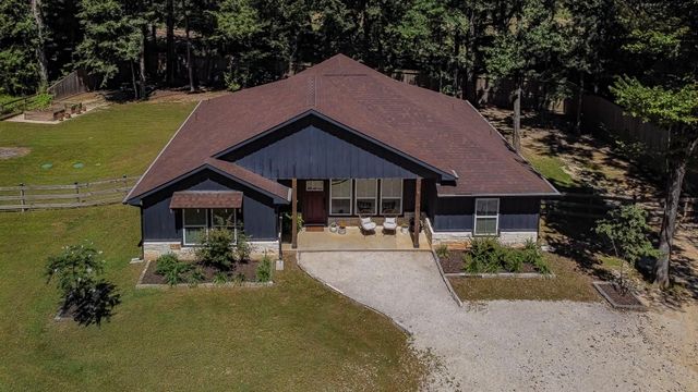 40 Bob Steele Road, Coldspring, TX 77331