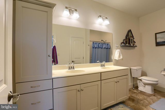 1620 QUINCEY DR, Mechanicsburg, PA 17050