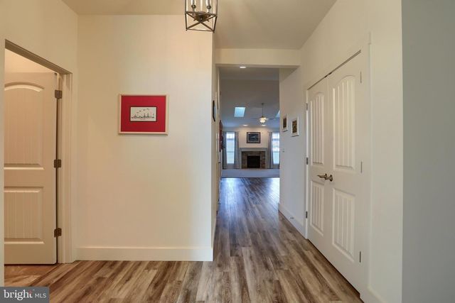 1620 QUINCEY DR, Mechanicsburg, PA 17050