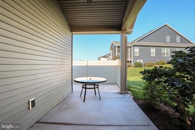 1620 QUINCEY DR, Mechanicsburg, PA 17050