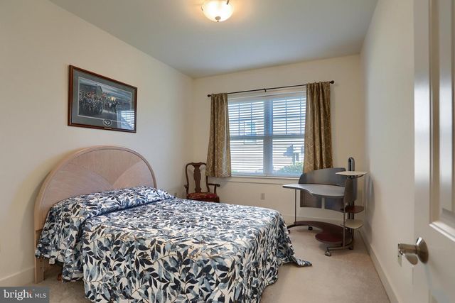 1620 QUINCEY DR, Mechanicsburg, PA 17050