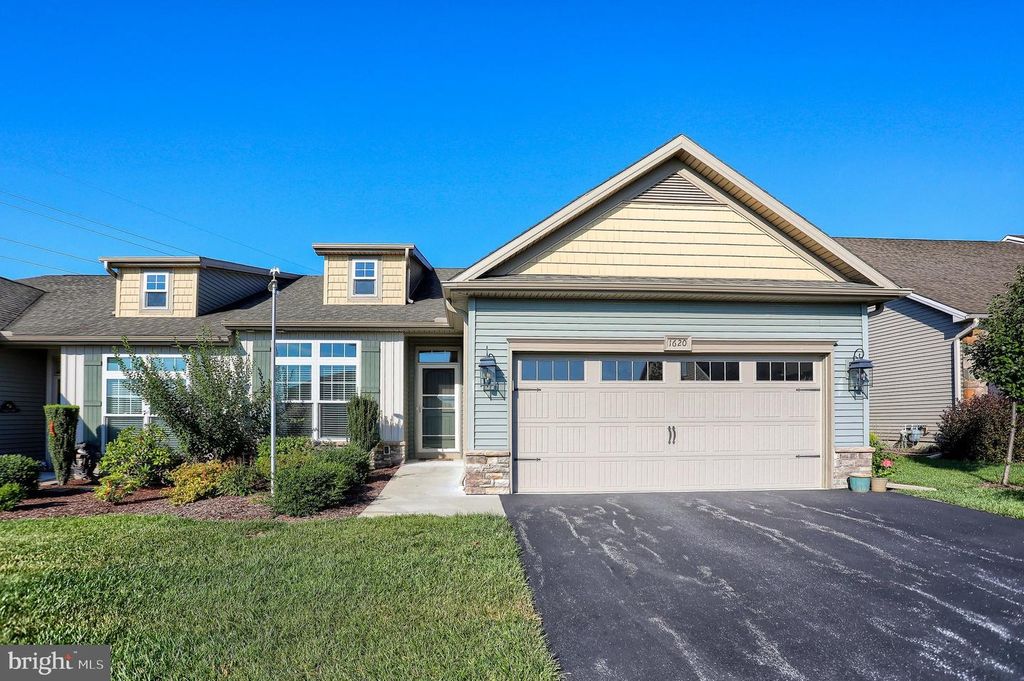 1620 QUINCEY DR, Mechanicsburg, PA 17050