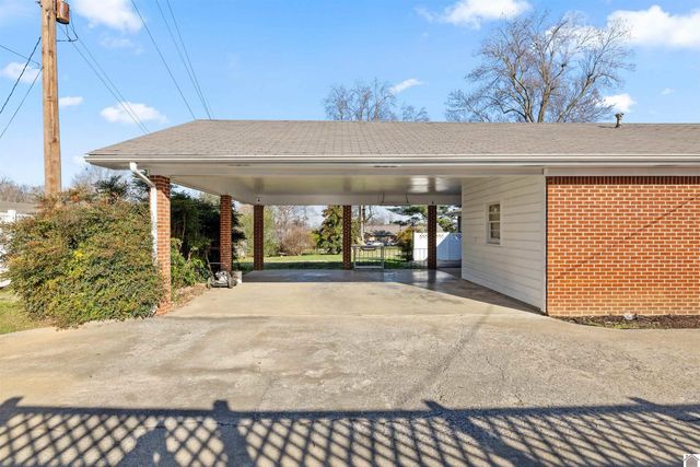 306 Moss, Clinton, KY 42031