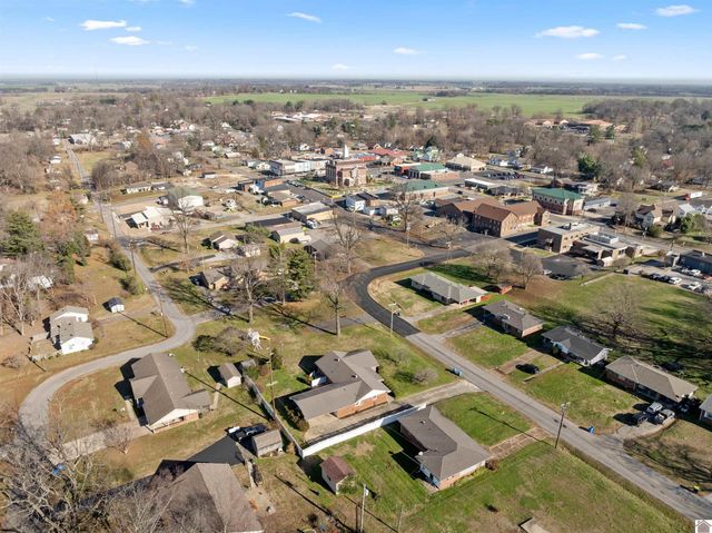 306 Moss, Clinton, KY 42031