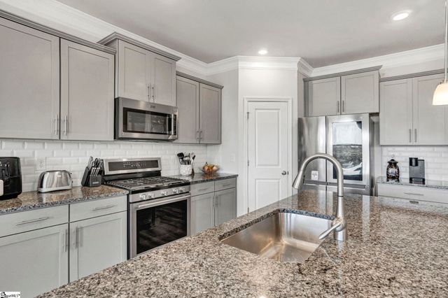 111 Pelham Glen Way, Greer, SC 29651