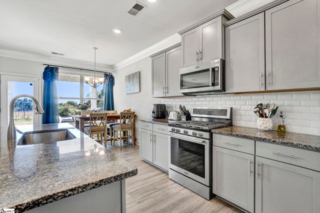 111 Pelham Glen Way, Greer, SC 29651