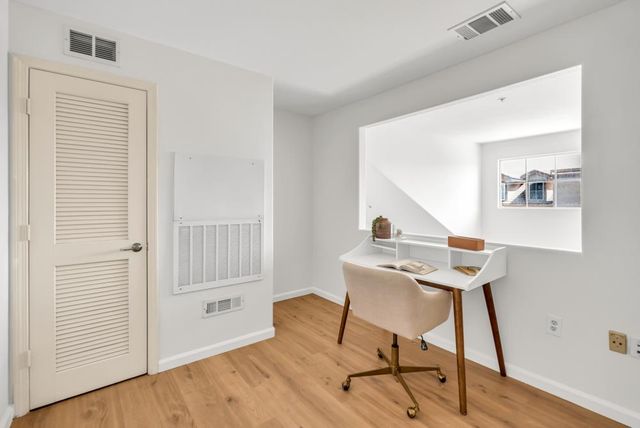 5350 Dunlay Dr #1612, Sacramento, CA 95835