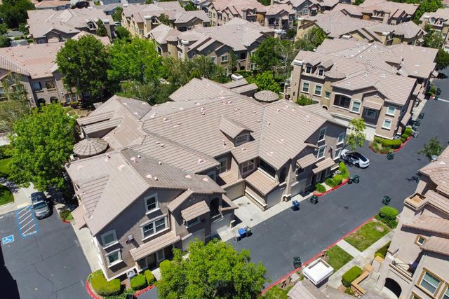 5350 Dunlay Dr #1612, Sacramento, CA 95835