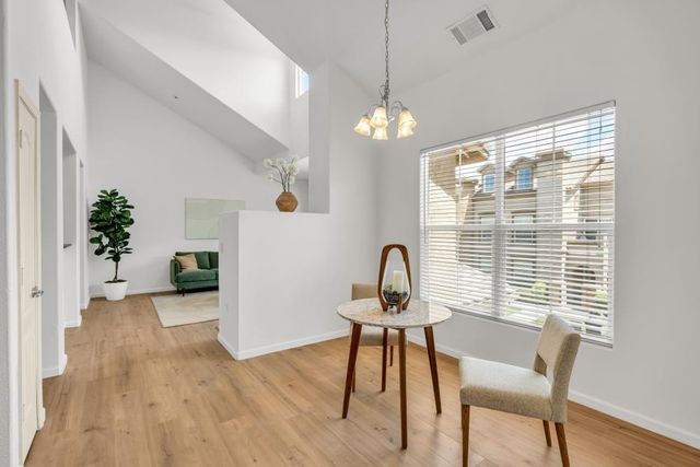 5350 Dunlay Dr #1612, Sacramento, CA 95835