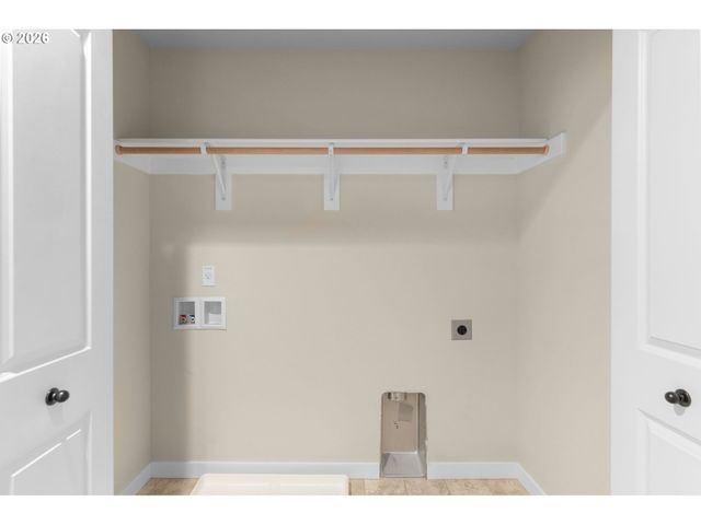 302 Sw 203RD Ter, Beaverton, OR 97006