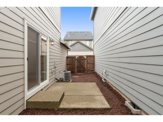 302 Sw 203RD Ter, Beaverton, OR 97006