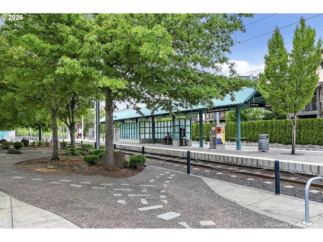 302 Sw 203RD Ter, Beaverton, OR 97006