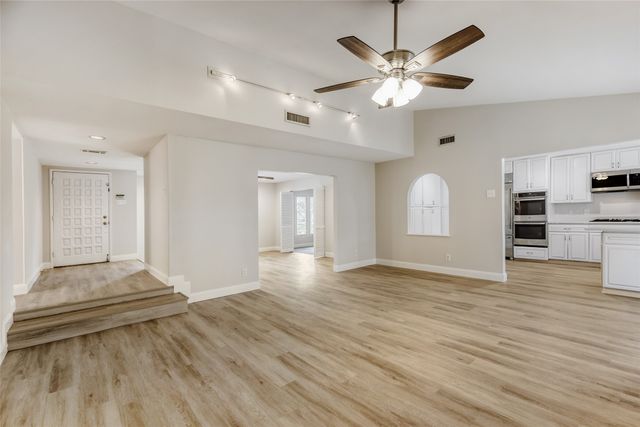 6639 Winterwood Lane, Dallas, TX 75248