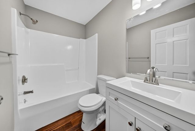 395 High St, Uxbridge, MA 01569