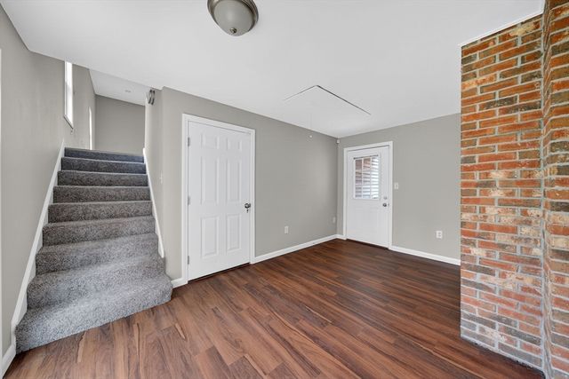 395 High St, Uxbridge, MA 01569