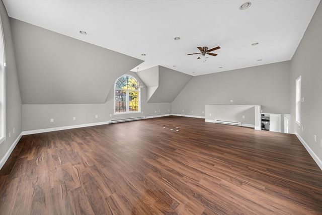 395 High St, Uxbridge, MA 01569