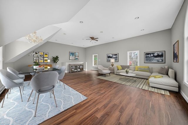 395 High St, Uxbridge, MA 01569