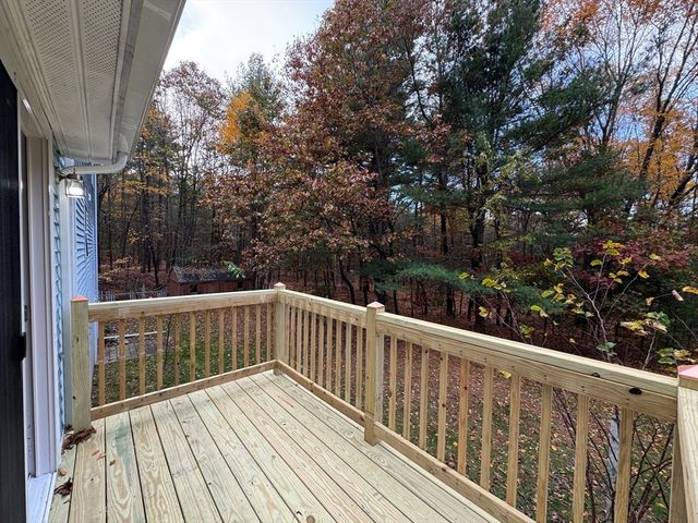 395 High St, Uxbridge, MA 01569