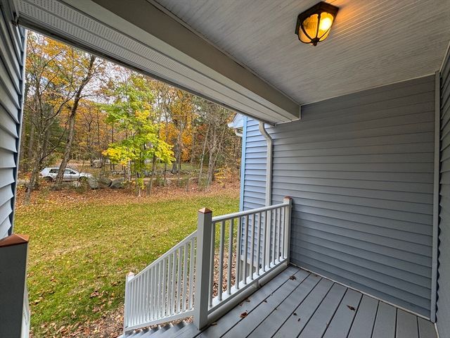 395 High St, Uxbridge, MA 01569