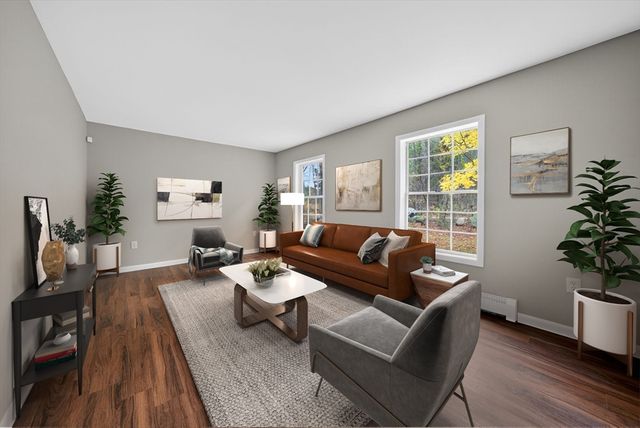 395 High St, Uxbridge, MA 01569