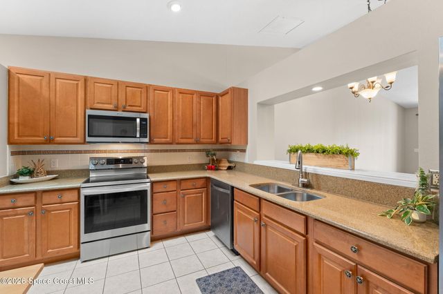 500 Moray Place, Melbourne Beach, FL 32951