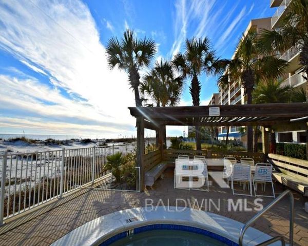 957 W Beach Boulevard, Gulf Shores, AL 36542