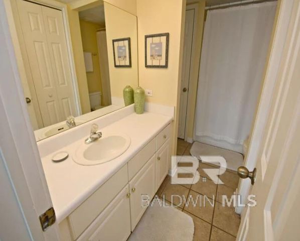 957 W Beach Boulevard, Gulf Shores, AL 36542