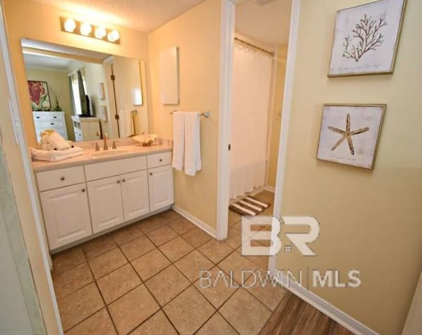 957 W Beach Boulevard, Gulf Shores, AL 36542