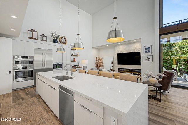 6525 E CAVE CREEK Road 11, Cave Creek, AZ 85331
