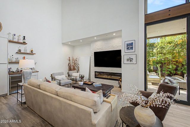 6525 E CAVE CREEK Road 11, Cave Creek, AZ 85331