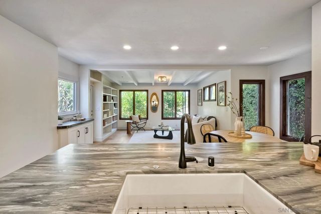 3635 Kite St, San Diego, CA 92103