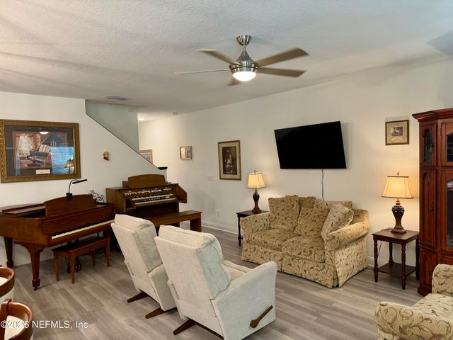 3083 ZEYNO Drive, Middleburg, FL 32068