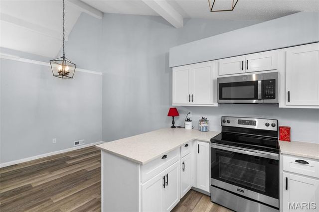 13312 Wood Chapel Drive, St Louis, MO 63141