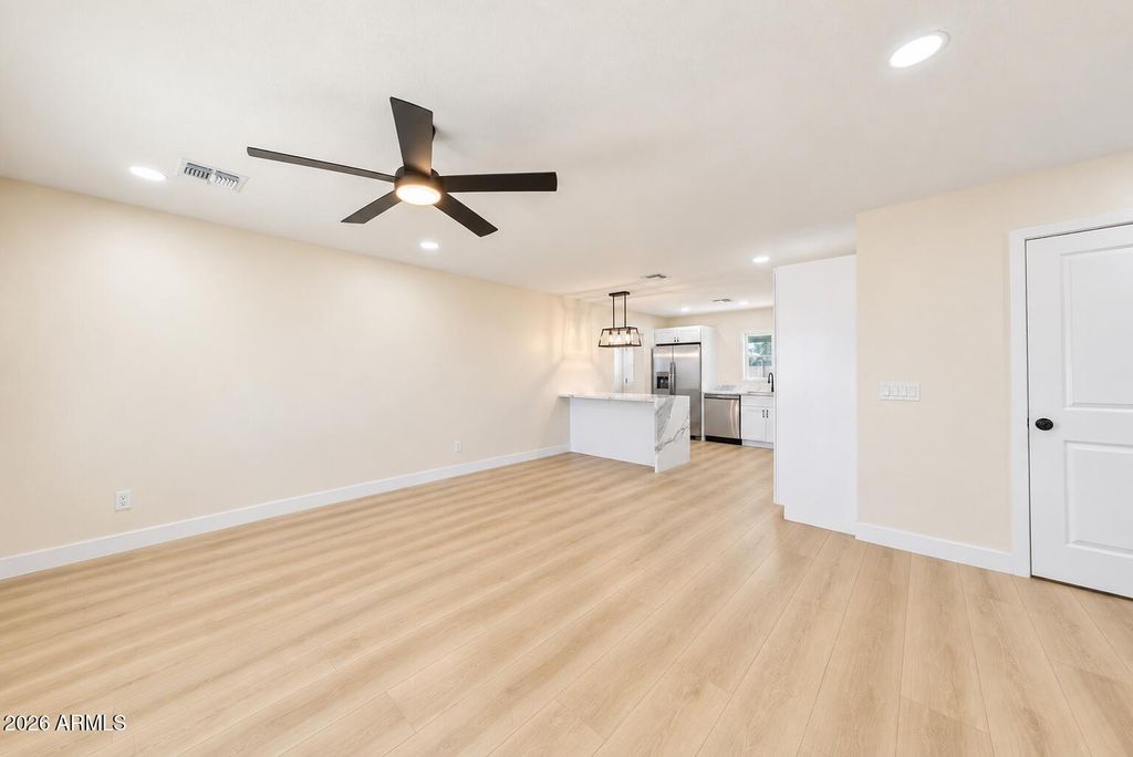 7141 W Vernon Avenue, Phoenix, AZ 85035 — photo 5