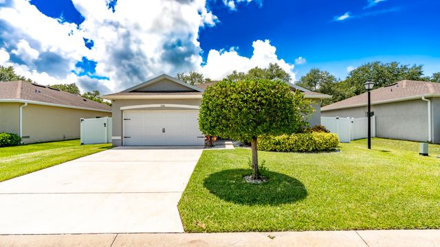 5344 Oakland Lake Circle, Fort Pierce, FL 34951