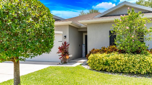 5344 Oakland Lake Circle, Fort Pierce, FL 34951