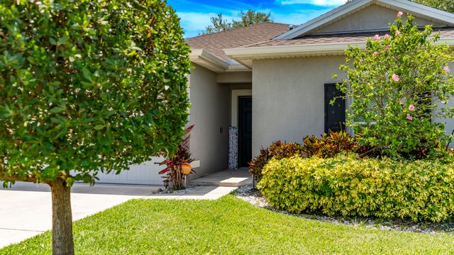 5344 Oakland Lake Circle, Fort Pierce, FL 34951