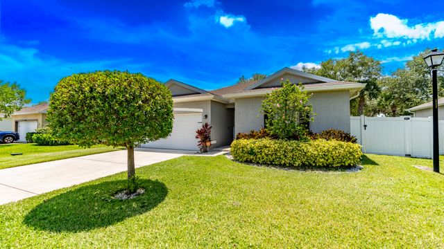 5344 Oakland Lake Circle, Fort Pierce, FL 34951