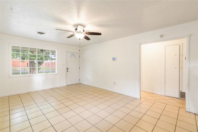 304 S 4th Street, Noble, OK 73068