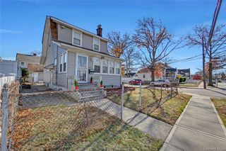 1357 Langdon Boulevard, Rockville Centre, NY 11570