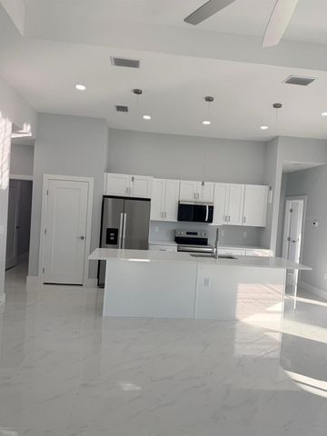 313 EL DORADO BOULEVARD N, Cape Coral, FL 33993