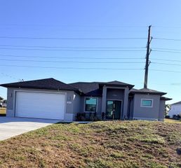 313 EL DORADO BOULEVARD N, Cape Coral, FL 33993