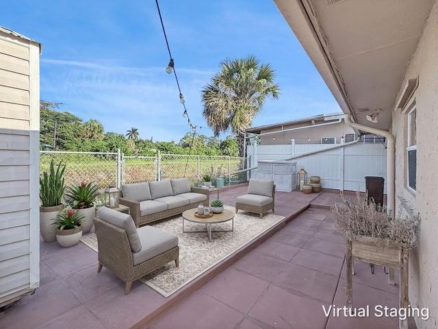 5365 Cannon Way, West Palm Beach, FL 33415