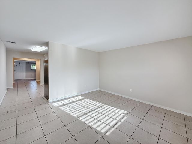 5365 Cannon Way, West Palm Beach, FL 33415