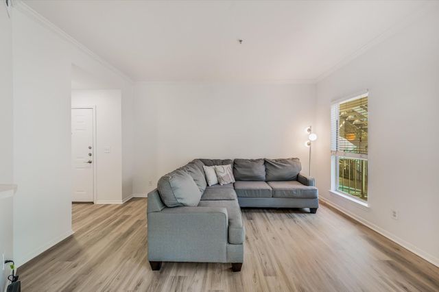 6000 Shepherd Mountain CV 1805, Austin, TX 78730