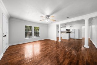 812 W College Street, Sherman, TX 75092