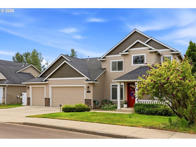 518 W 12TH Way, La Center, WA 98629