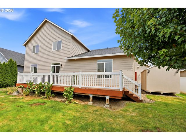 518 W 12TH Way, La Center, WA 98629