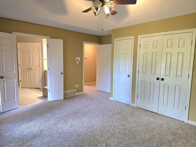 95 PINEHURST DR, Oakland, TN 38060